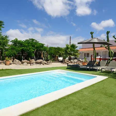 7 Moons B Peace And Pool